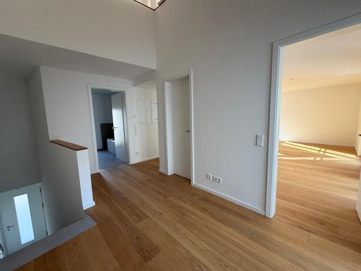 Luxury Apartment for sale in Munich, 899 000 €, Photo 2