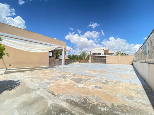Maison de luxe à vendre à Torrevieja, 410 000 €, Photo 4