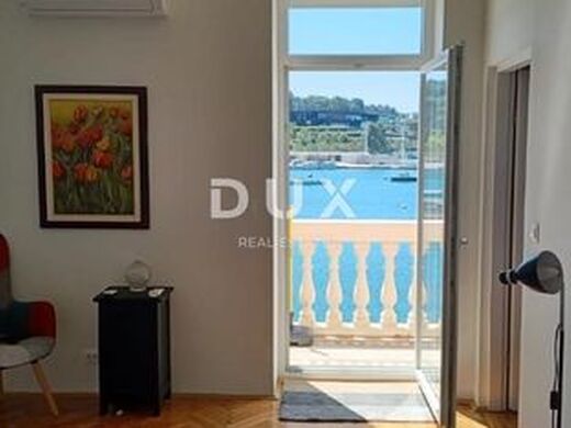 Luxury Apartment for sale in Rovinj, 970 000 €, Photo 3