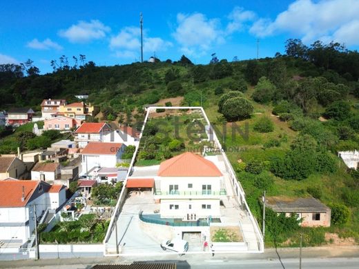 Maison de luxe à vendre à Torres Vedras, 595 000 €, Photo 1
