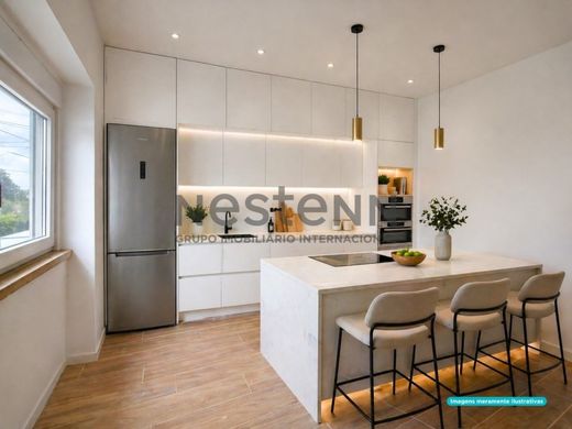 Maison de luxe à vendre à Torres Vedras, 595 000 €, Photo 2