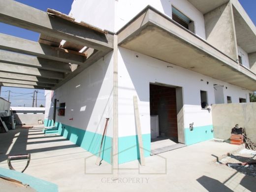 Luxury House for sale in Seixal, 485 000 €, Photo 3