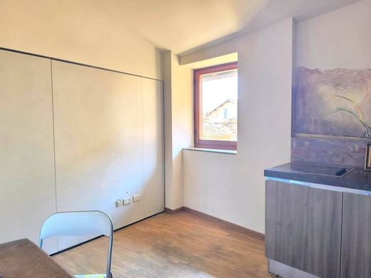 Luxury Apartment for sale in Siena, 580 000 €, Photo 4