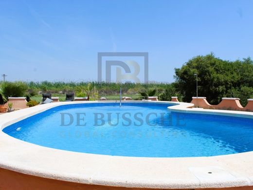 Maison de luxe à vendre à Dolores, 445 000 €, Photo 2