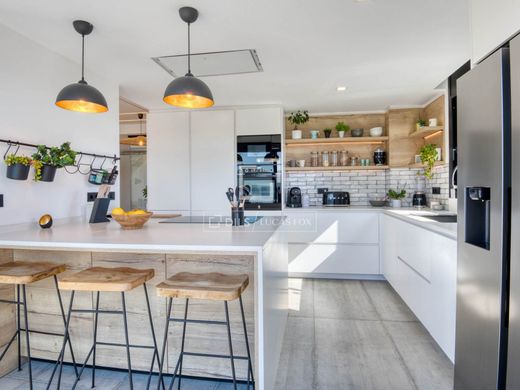 Maison de luxe à vendre à Santa Cristina d'Aro, 1 399 000 €, Photo 3
