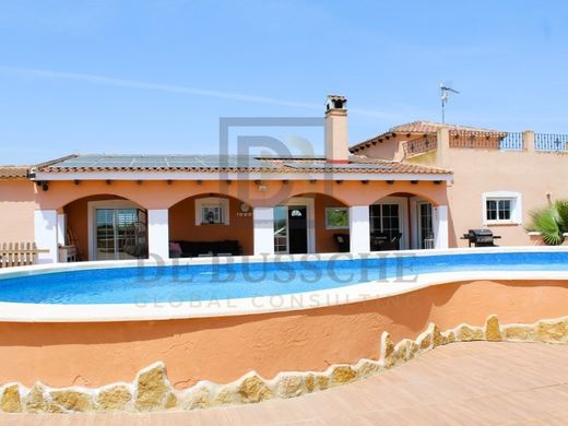 Maison de luxe à vendre à Dolores, 445 000 €, Photo 5