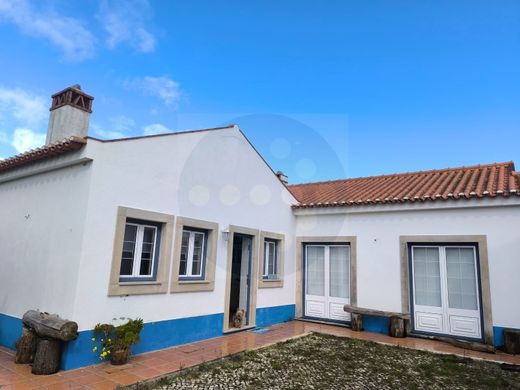 Luxury House for sale in Alcobaça, 500 000 €, Photo 1