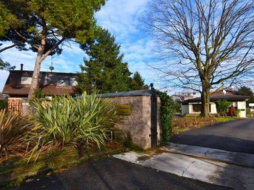 Maison de luxe à vendre à Arese, 620 000 €, Photo 2