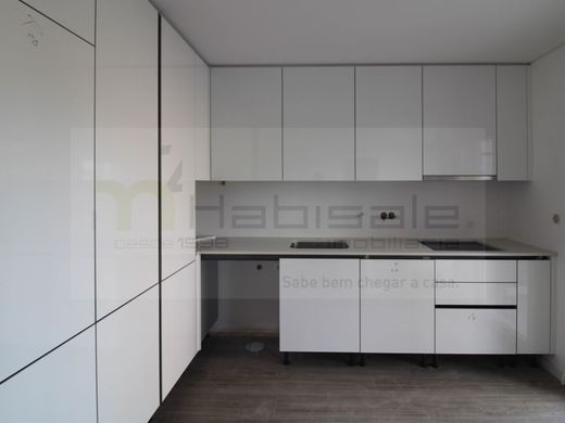 Luxury Apartment for sale in Seixal, 440 000 €, Photo 2