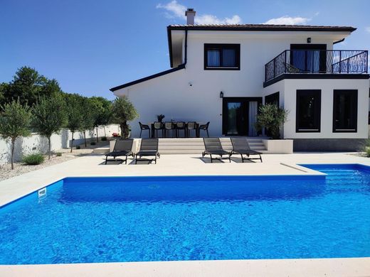 Luxury House for sale in Krnica, 590 000 €, Photo 1