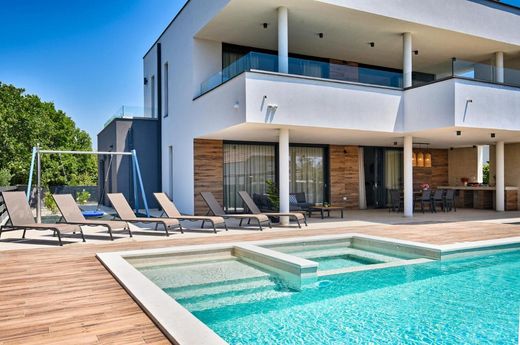 Maison de luxe à vendre à Peroj, 1 110 000 €, Photo 3