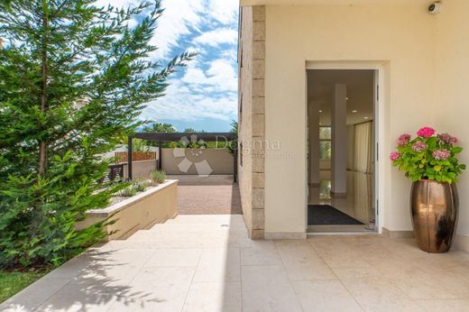 Luxury House for sale in Kanfanar, 0 €, Photo 5