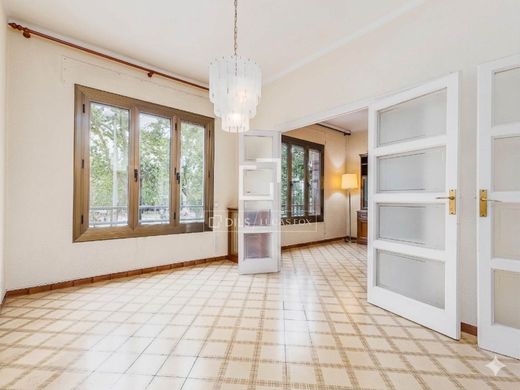 Luxury Apartment for sale in Sant Pere, Santa Caterina I la Ribera, 950 000 €, Photo 1