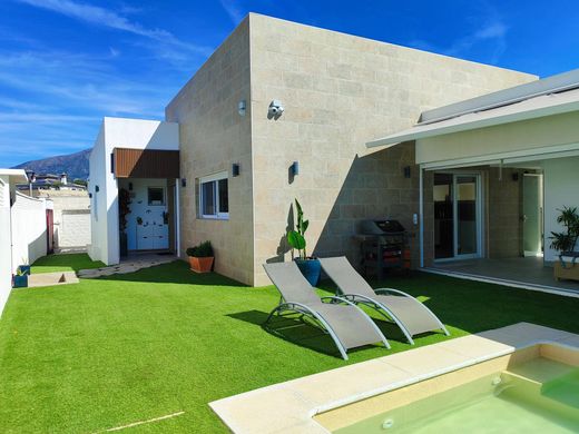 Maison de luxe à vendre à Mijas, 735 000 €, Photo 1