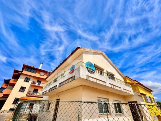 Maison de luxe à vendre à Cascais, 850 000 €, Photo 1