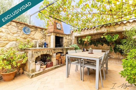 Luxury House for sale in La Bisbal d'Empordà, 419 000 €, Photo 3