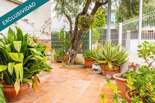 Luxury House for sale in La Bisbal d'Empordà, 419 000 €, Photo 6