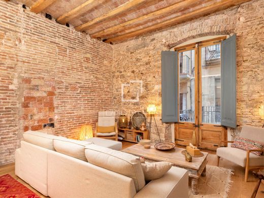 Luxury Apartment for sale in Girona, 695 000 €, Photo 1