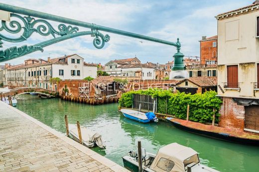 Luxury Apartment for sale in Venice, 950 000 €, Photo 1