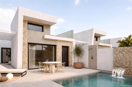 Luxury House for sale in Murcia, 453 000 €, Photo 1