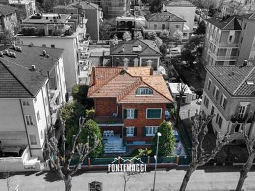Luxury House for sale in Pesaro, 1 650 000 €, Photo 1