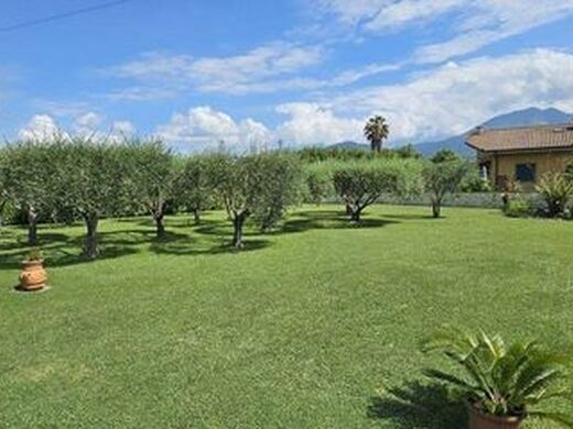 Luxury House for sale in Massa, 790 000 €, Photo 5