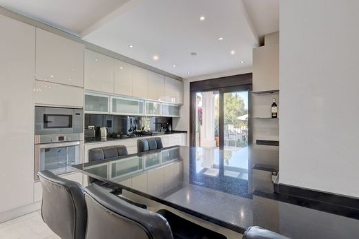 Maison de luxe à vendre à Marbella, 2 175 000 €, Photo 7