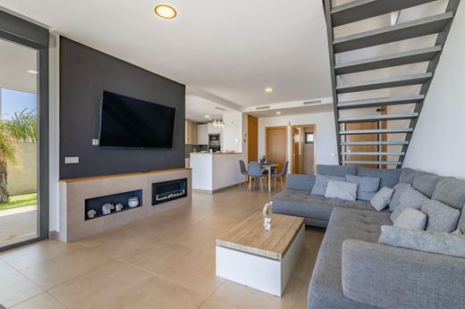 Luxury House for sale in Manilva, 1 150 000 €, Photo 4
