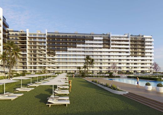 Luxury Apartment for sale in Torrevieja, 404 000 €, Photo 4