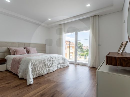 Luxury House for sale in Seixal, 625 000 €, Photo 6