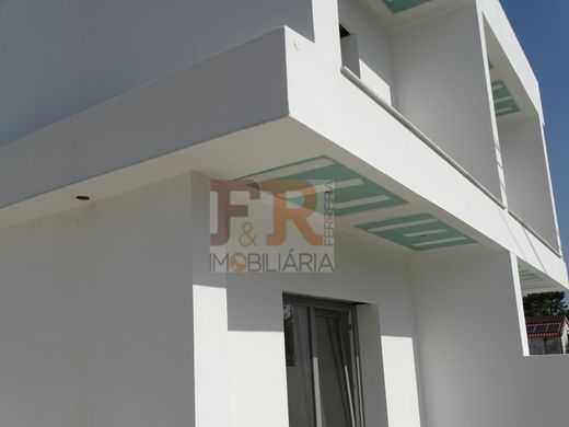 Luxury House for sale in Seixal, 450 000 €, Photo 3