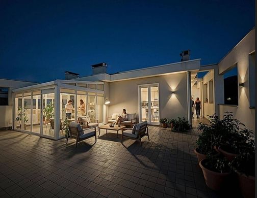 Luxury Apartment for sale in Massa, 689 000 €, Photo 3