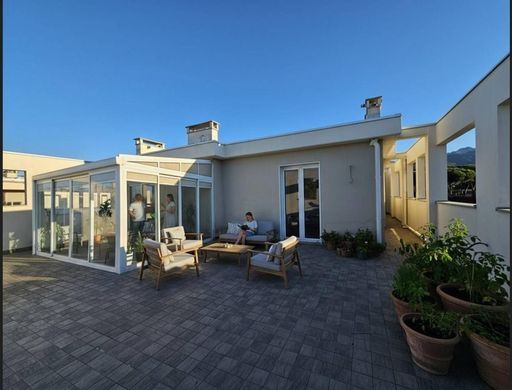 Luxury Apartment for sale in Massa, 689 000 €, Photo 7