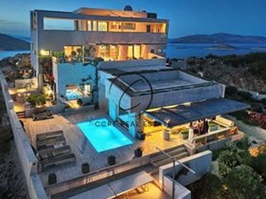 Luxury House for sale in Marathónas, 3 850 000 €, Photo 1