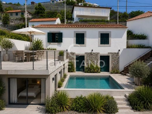 Luxury House for sale in Calheta, 495 000 €, Photo 1