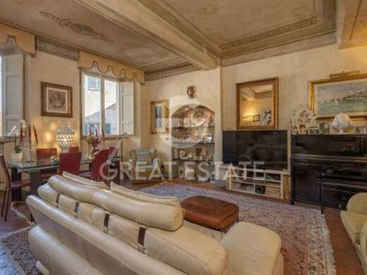 Luxury Apartment for sale in Siena, 630 000 €, Photo 2