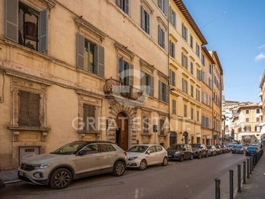 Luxury Apartment for sale in Perugia, 995 000 €, Photo 4