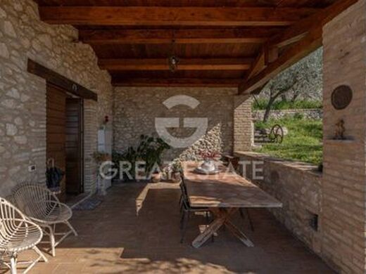 Luxury House for sale in Trevi, 560 000 €, Photo 7