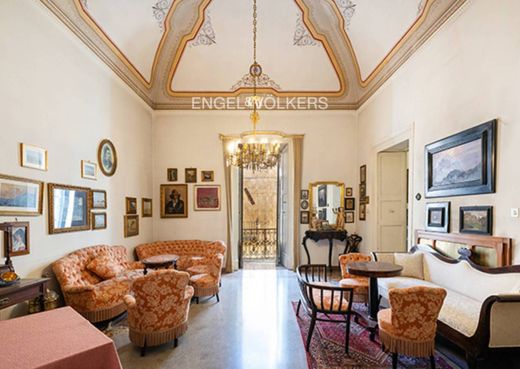 Maison de luxe à vendre à Lecce, 980 000 €, Photo 1
