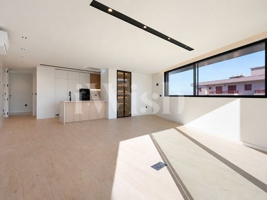Luxury Apartment for sale in Gondomar, 576 000 €, Photo 3