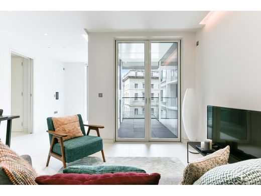 Luxury Apartment for sale in London, 1 153 016 €, Photo 6