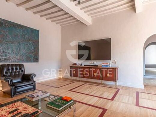 Luxury Apartment for sale in Arezzo, 590 000 €, Photo 1