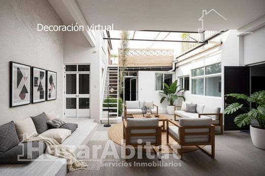 Luxury House for sale in Moncada, 450 000 €, Photo 1