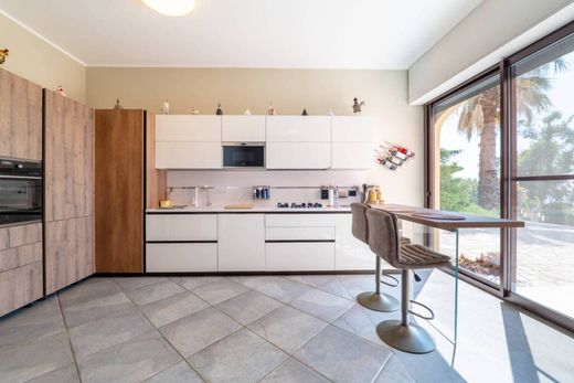 Maison de luxe à vendre à San Remo, 2 150 000 €, Photo 7