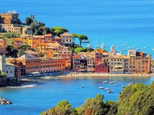 Luxury Apartment for sale in Sestri Levante, 349 000 €, Photo 1