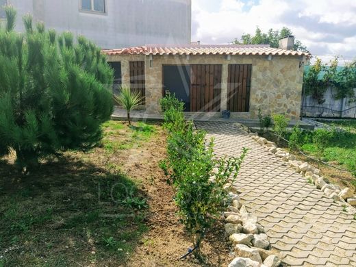Maison de luxe à vendre à Caldas Da Rainha, 550 000 €, Photo 3