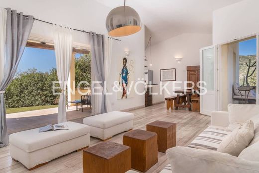 Luxury House for sale in Arzachena, 1 200 000 €, Photo 4