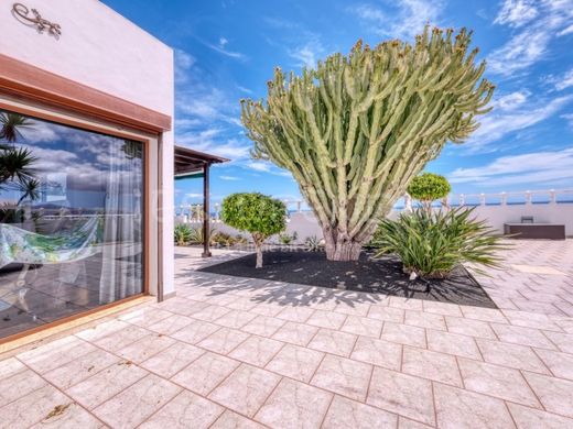 Luxury House for sale in Tías, 723 000 €, Photo 4