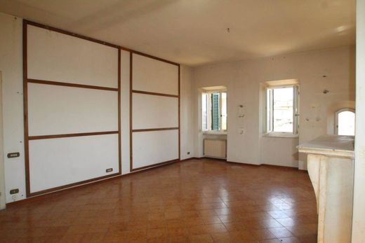 Luxury Apartment for sale in Siena, 850 000 €, Photo 7