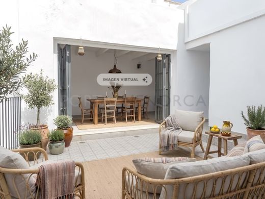 Maison de luxe à vendre à Maó, 425 000 €, Photo 1